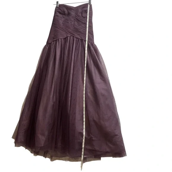 Monique Lhuillier Prom Bridesmaids Strapless Chiffon Gown Plum Purple SZ 10 EUC - Picture 7 of 10